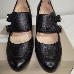 Clarks Dalhia Violet Mary Jane Heels